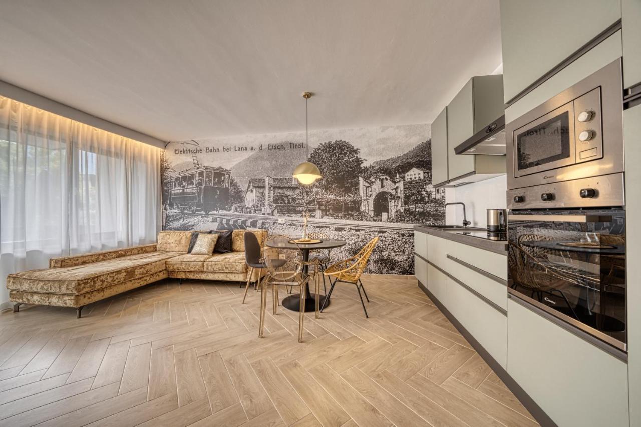 Goldfinger + Suites Лана Экстерьер фото