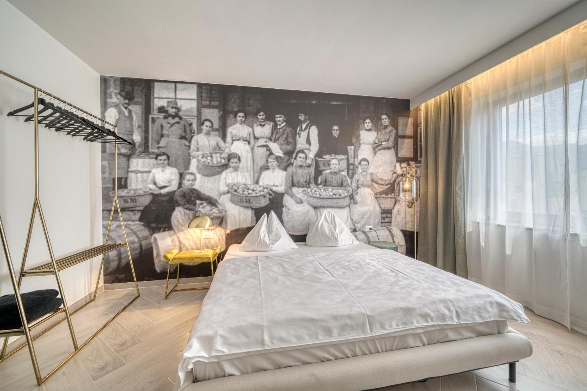 Goldfinger + Suites Лана Экстерьер фото